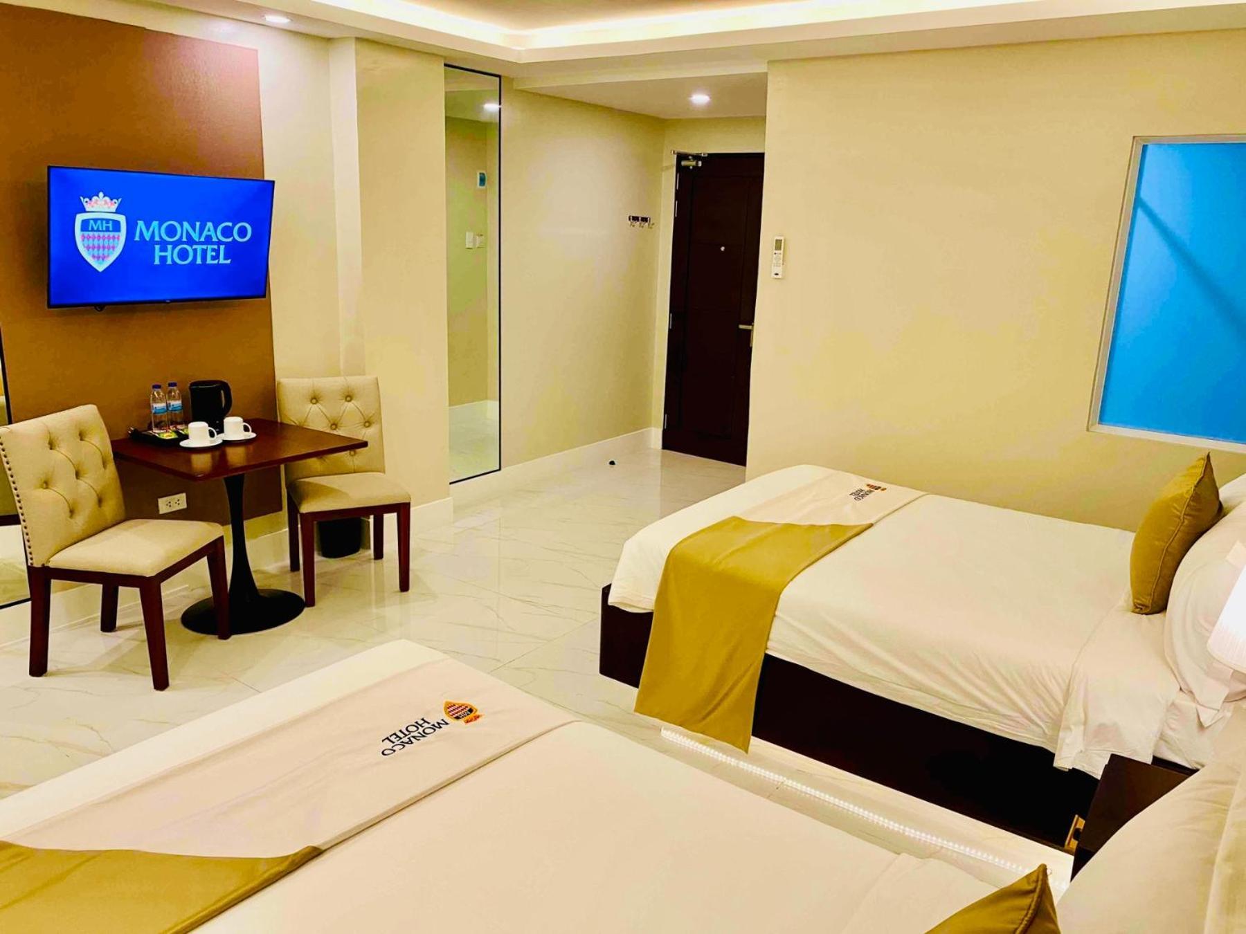 Monaco Hotel Taytay  Exterior photo